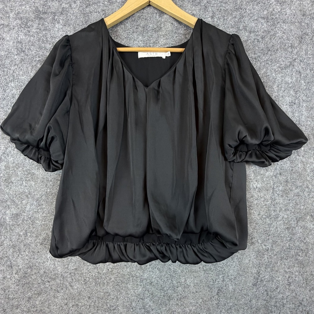 Astr The Label Blouse Top Womens Large Black Puff Sleeve Bubble Hem Pullover